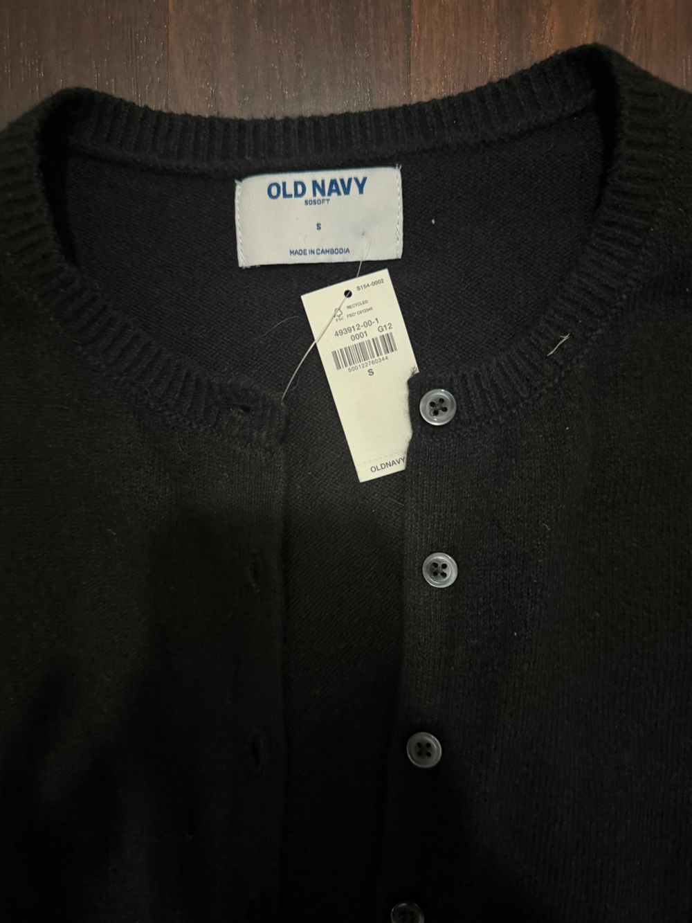 Old Navy Black Crewneck Button-Front Cardigan - Picture 2 of 3